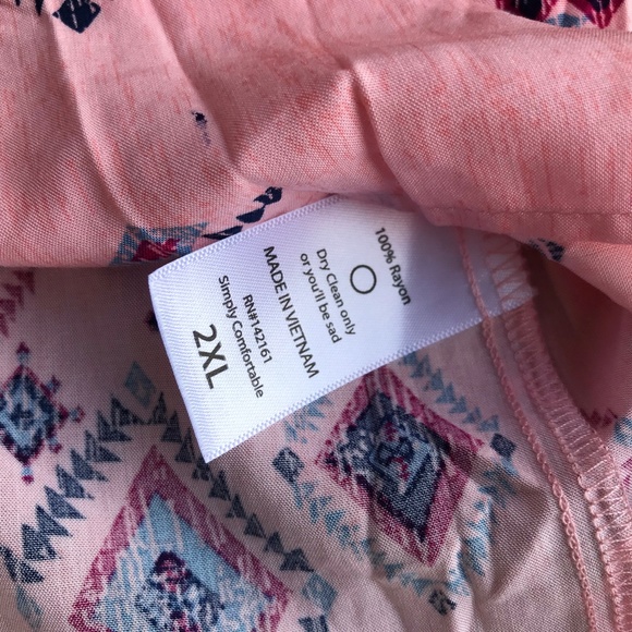 LuLaRoe Amy Dolman Short Sleeved Blouse Aztec 2XL - Picture 5 of 6